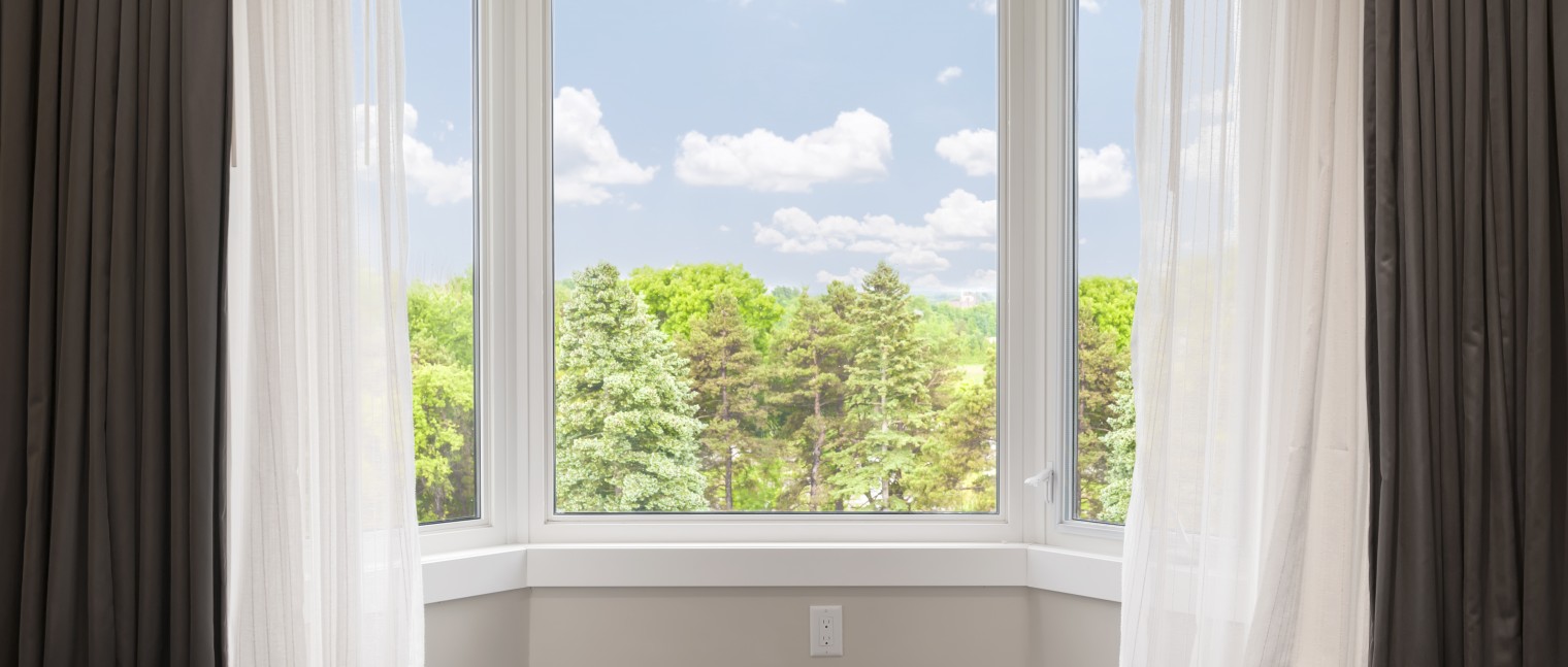 Picture Window with Casement Window Framed